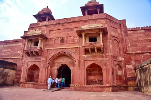 Golden Triangle Tour with Royal Rajasthan 09-Days